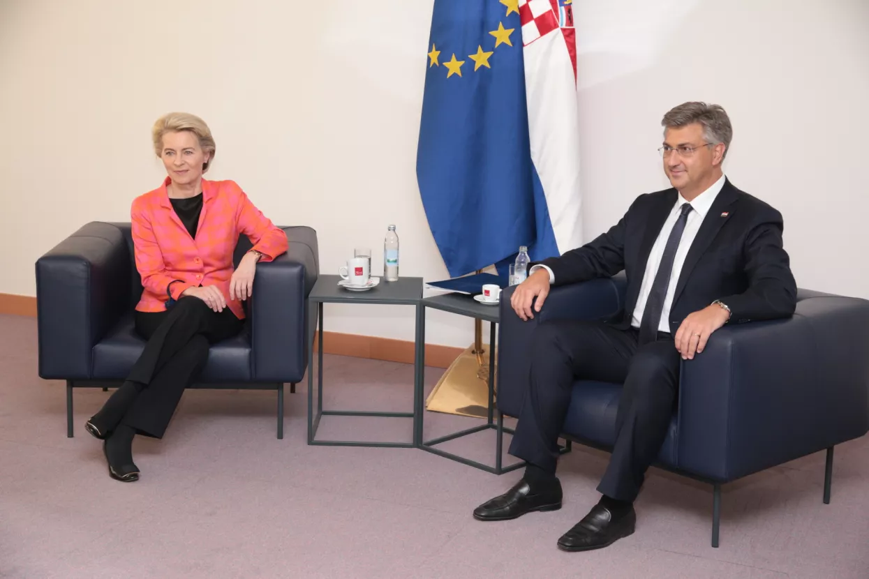 Ursula von der Leyen osobno uručila premijeru ocjenu NPOO-a, otvorit će se 21 tisuća radnih mjesta
