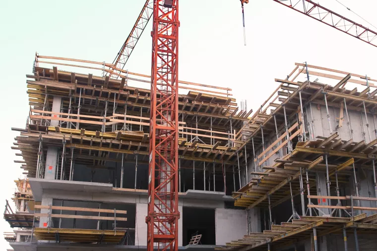 Rast cijena u građevinskom sektoru ugrozio vi&scaron;e od 80 tisuća radnih mjesta