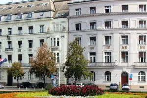 Vlada ponovno poku&scaron;ava obmanuti poduzetnike u vezi izmjena zakona o HGK