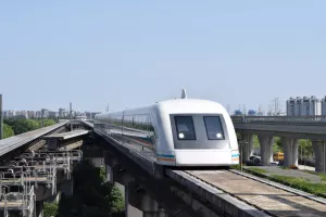 Kina predstavila vlak koji razvija brzinu od 600 km/h, u Hrvatskoj prosječna brzina 120 km/h