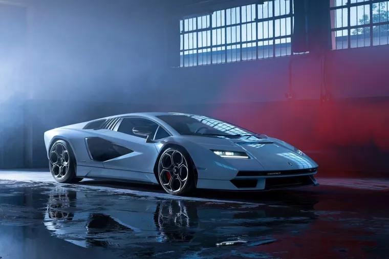 Lamborghini odao počast kultnom modelu Countach