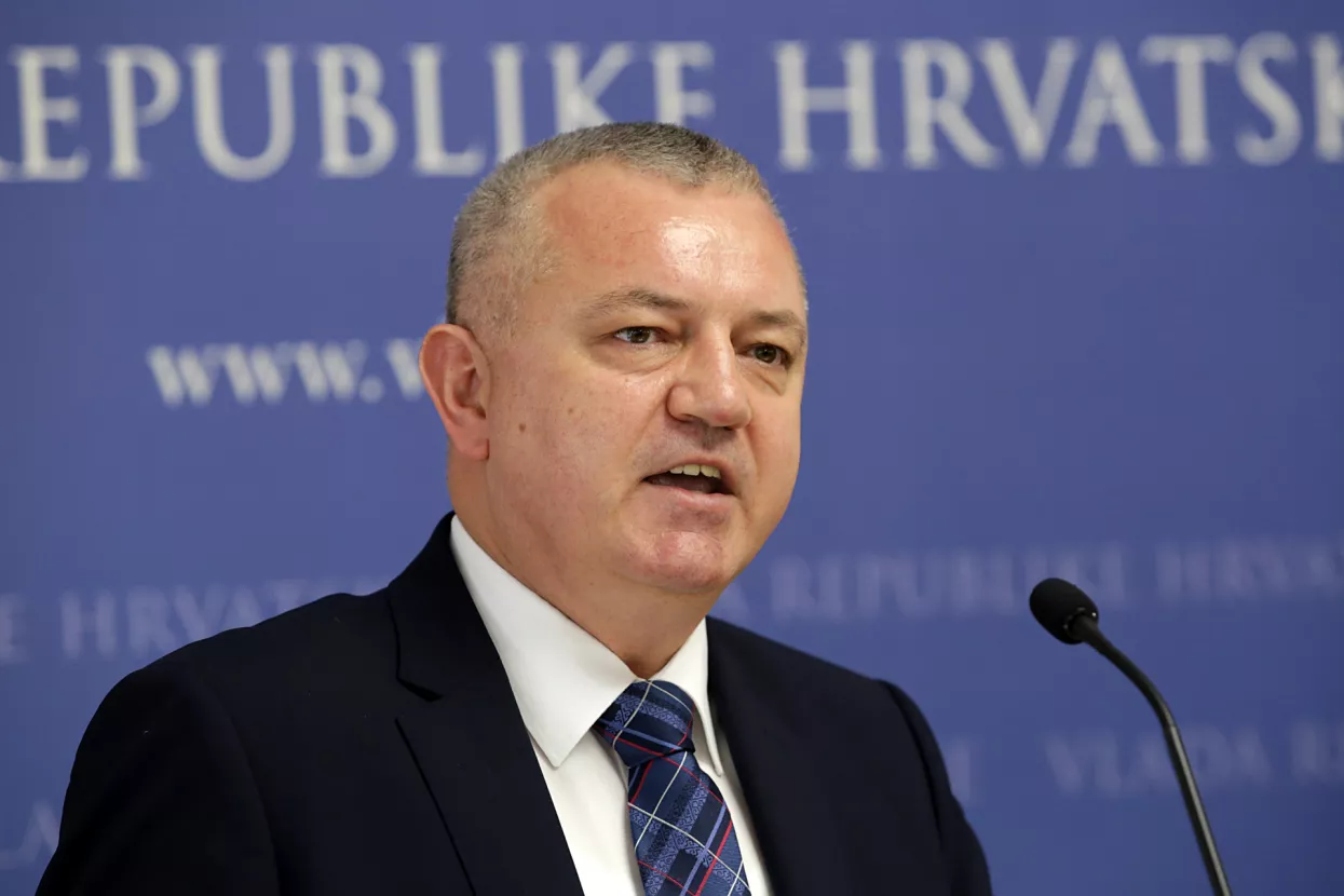 Ministar Horvat: Obećane plaće su isplaćene i intenzivno se razgovara s potencijalnim partnerima Orljave