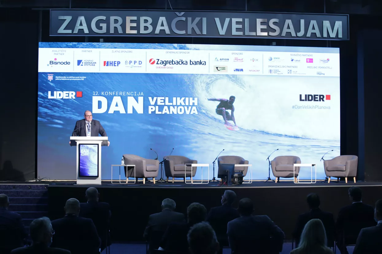Miodrag &Scaron;ajatović: 'Dan velikih planova' &ndash; konferencija koja se otela kontroli