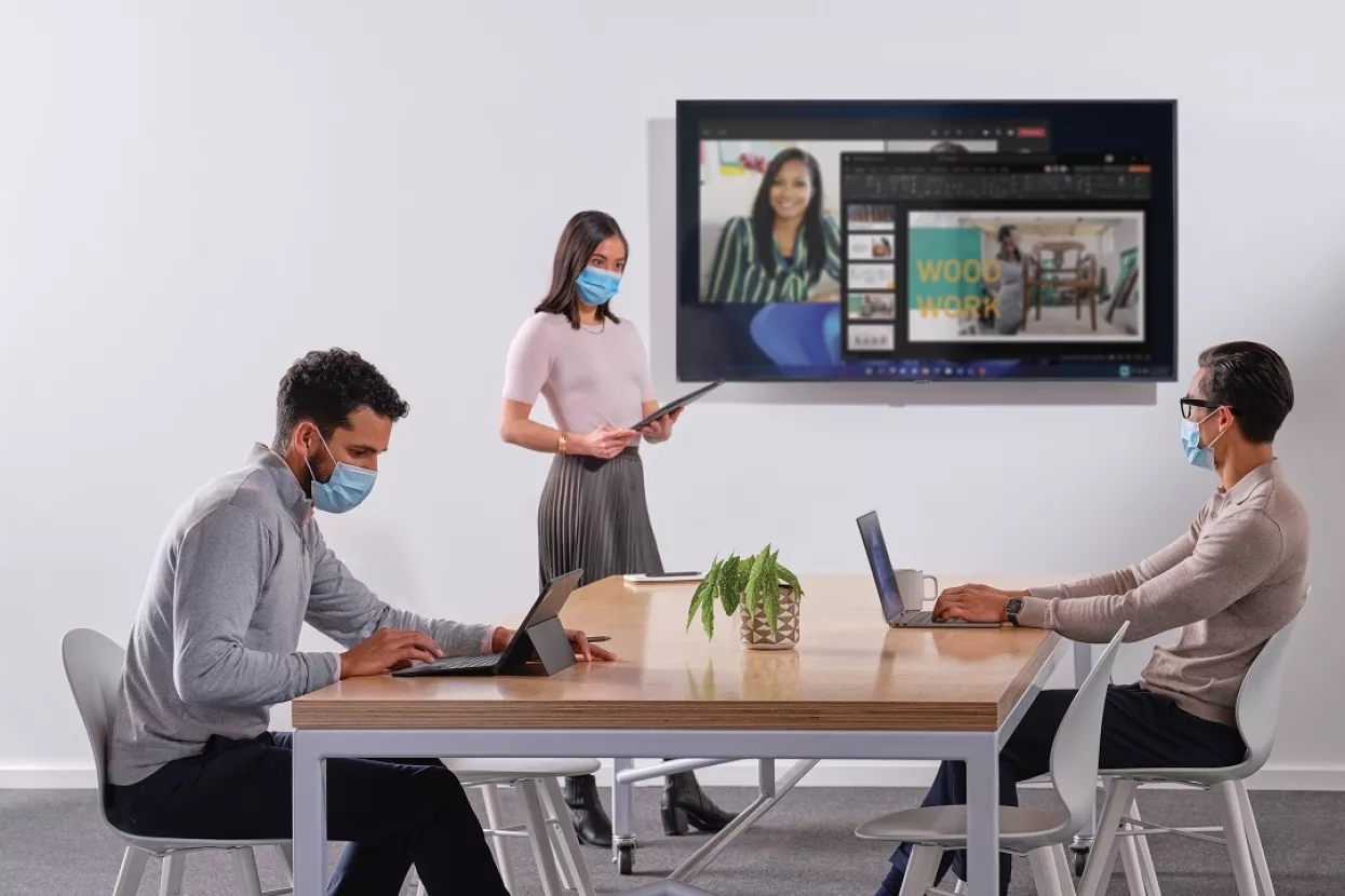 Microsoftovo istraživanje pokazalo da hibridni rad funkcionira i tu je da ostane