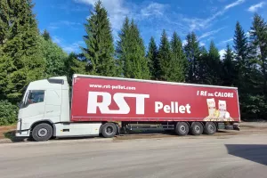Brojimo &scaron;lepere (44) Tvrtka RTS Pellet iz Delnica tjedno izveze do 75 &scaron;lepera punih peleta
