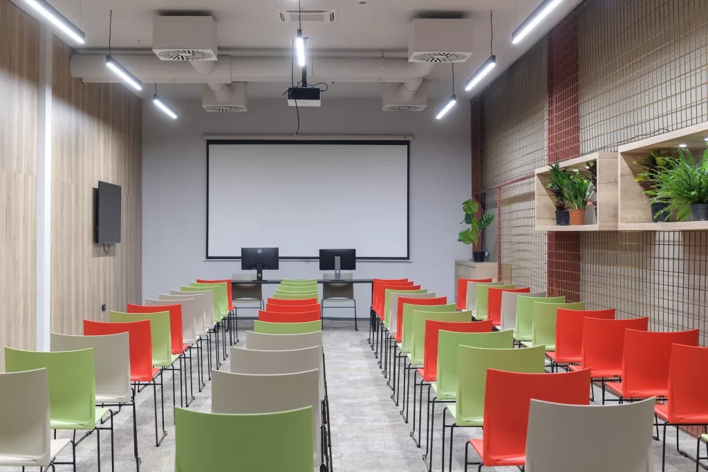 Wespa Spaces - Sadržjano radno okruženje u kojem je jednako lako raditi i ne raditi
