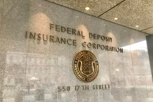 FDIC istražuje okolnosti pod kojima bi banke mogle rukovati s kriptovalutama