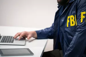 Nije valjda da je i vama pisao FBI?