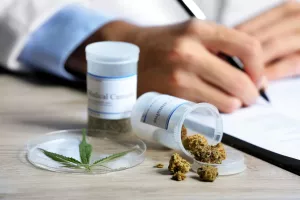 Pfizer ulaže 6.7 milijardi dolara u medicinski kanabis