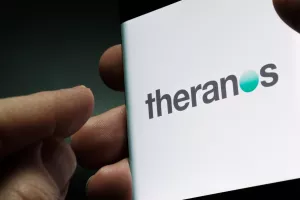 Najveća startup prevara: Sud osnivačicu Theranosa Elizabeth Holmes proglasio krivom