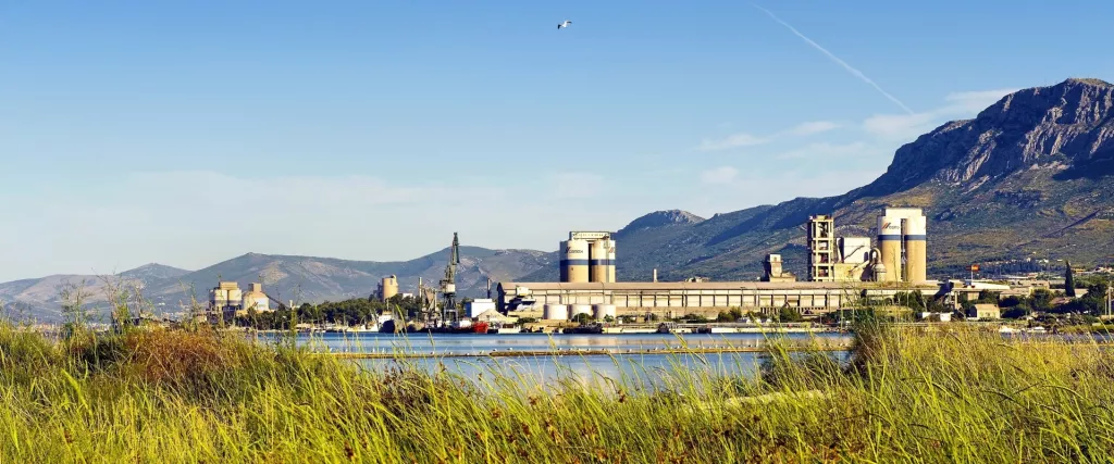 Korona bolovanja: U CEMEX-u i Rockwoolu proizvodnja se odvija normalno, vi&scaron;e ih brinu poskupljenja energenata i inflacija