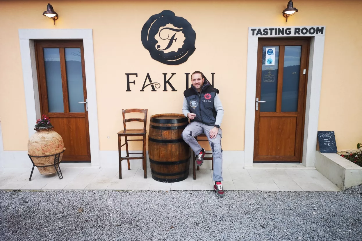 [Poslovni putopis] Marko Fakin s pet Decanterovih zlata ide u trži&scaron;nu utakmicu s najboljim vinarijama na svijetu