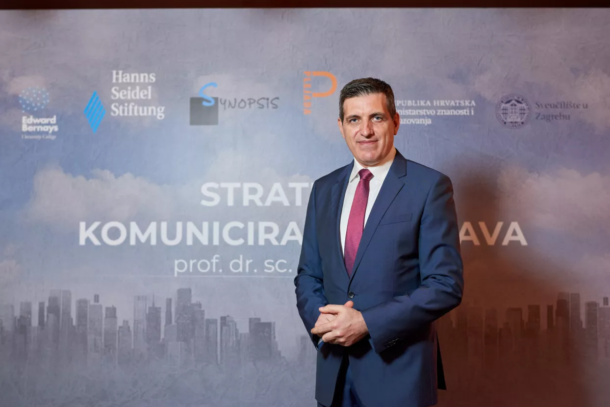 Predstavljena nova knjiga Bože Skoke 'Strate&scaron;ko komuniciranje država'