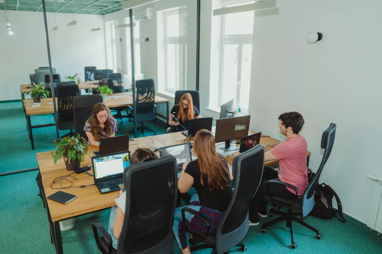 Domaća IT tvrtka Agency04 nudi bonus za prelazak od 20.000 kuna neto