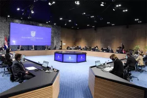 Malotko po&scaron;ten i sposoban voljan je prljati se hrvatskom politikom