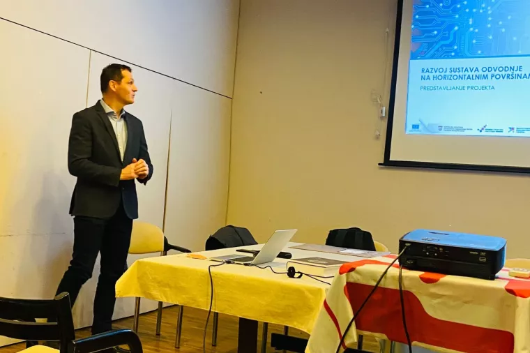CEMEX i Sveučili&scaron;te u Splitu predstavili razvojni projekt održivog sustava odvodnje propusnim betonom u urbanim sredinama