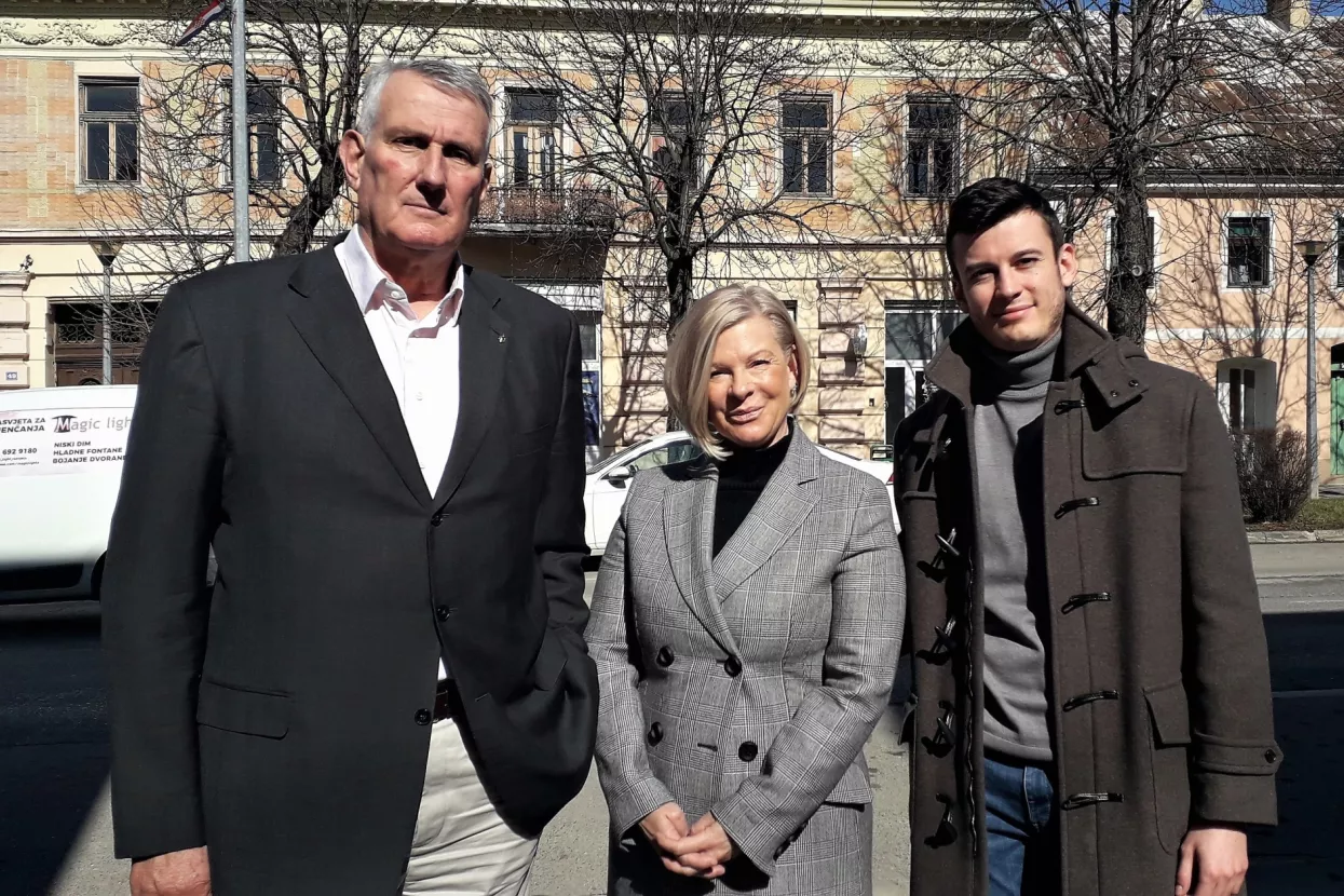 [Poslovna scena] Obitelj ko&scaron;arka&scaron;a Jerkova proizvodit će u Lici gnojivo od ovčje vune