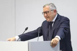 Klaus Regling (ESM): Rast će ove godine biti znatno manji nego &scaron;to smo očekivali