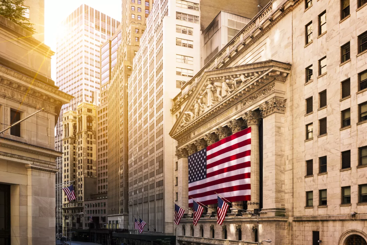 Wall Street porastao nakon nestabilnog trgovanja, Europske burze pale