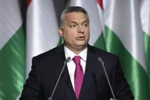Orbanova izjava o 'oduzetom moru' izazvala buru, preuzimanja strate&scaron;kih industrija pro&scaron;la nezapaženo