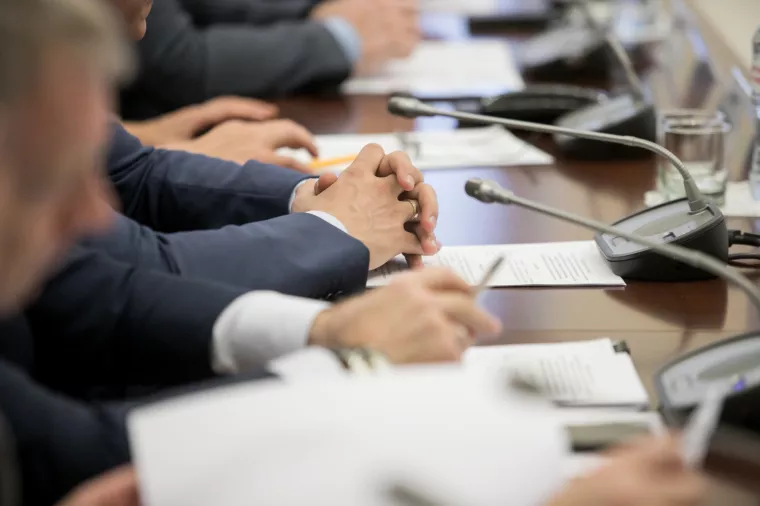 Politički besmrtnici: Pisali bi izvje&scaron;taje, uređivali medije, prijete i vrijeđaju