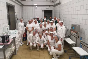 [Poslovna scena] Žilava desinićka Veronika nastavlja &scaron;irenje i ulaže u automatizaciju mljekare