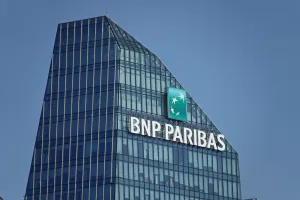 BNP Paribas želi kupiti nizozemski ABN Amro Bank