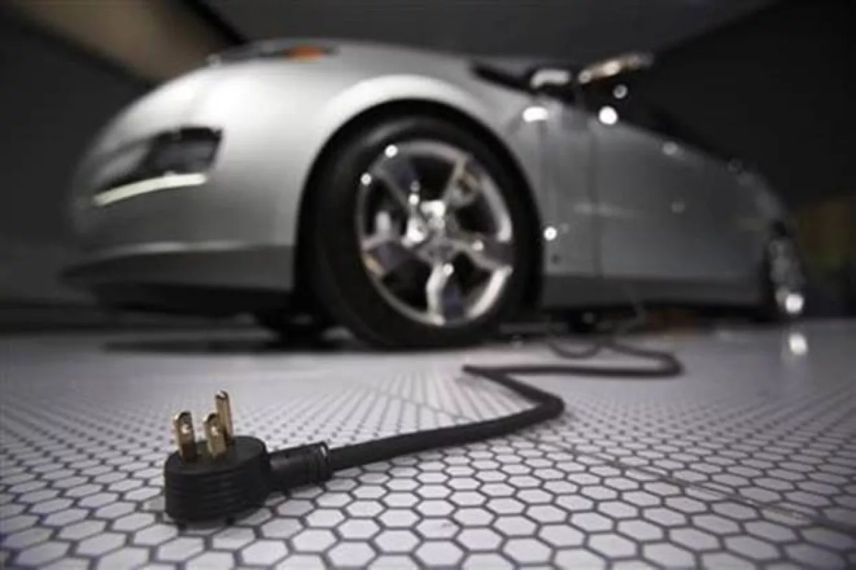Njemačka će iduće godine smanjiti subvencije za električna vozila