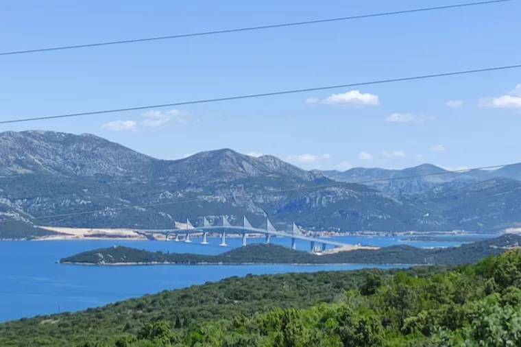 Dvije minute vožnje do najjužnijeg dijela Jadrana, ali bez biciklista i pje&scaron;aka