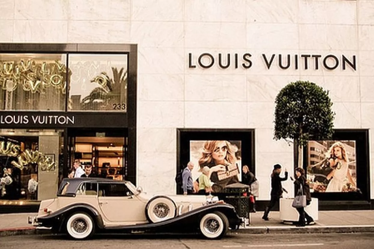 Modni div Louis Vuitton &scaron;iri biznis s luksuznim restoranima