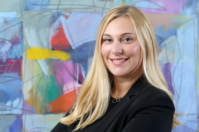 Maja Rajčić,<br> načelnica Sektora za energetsku učinkovitost u Fondu za za&scaron;titu okoli&scaron;a i energetsku učinkovitost: <br>- Aktualna su dva javna poziva ukupno vrijedna 195 milijuna kuna - za sufinanciranje obnovljivih izvora energije u kućanstvima te za energetsku obnovu obiteljskih kuća stradalih u potresu<br>