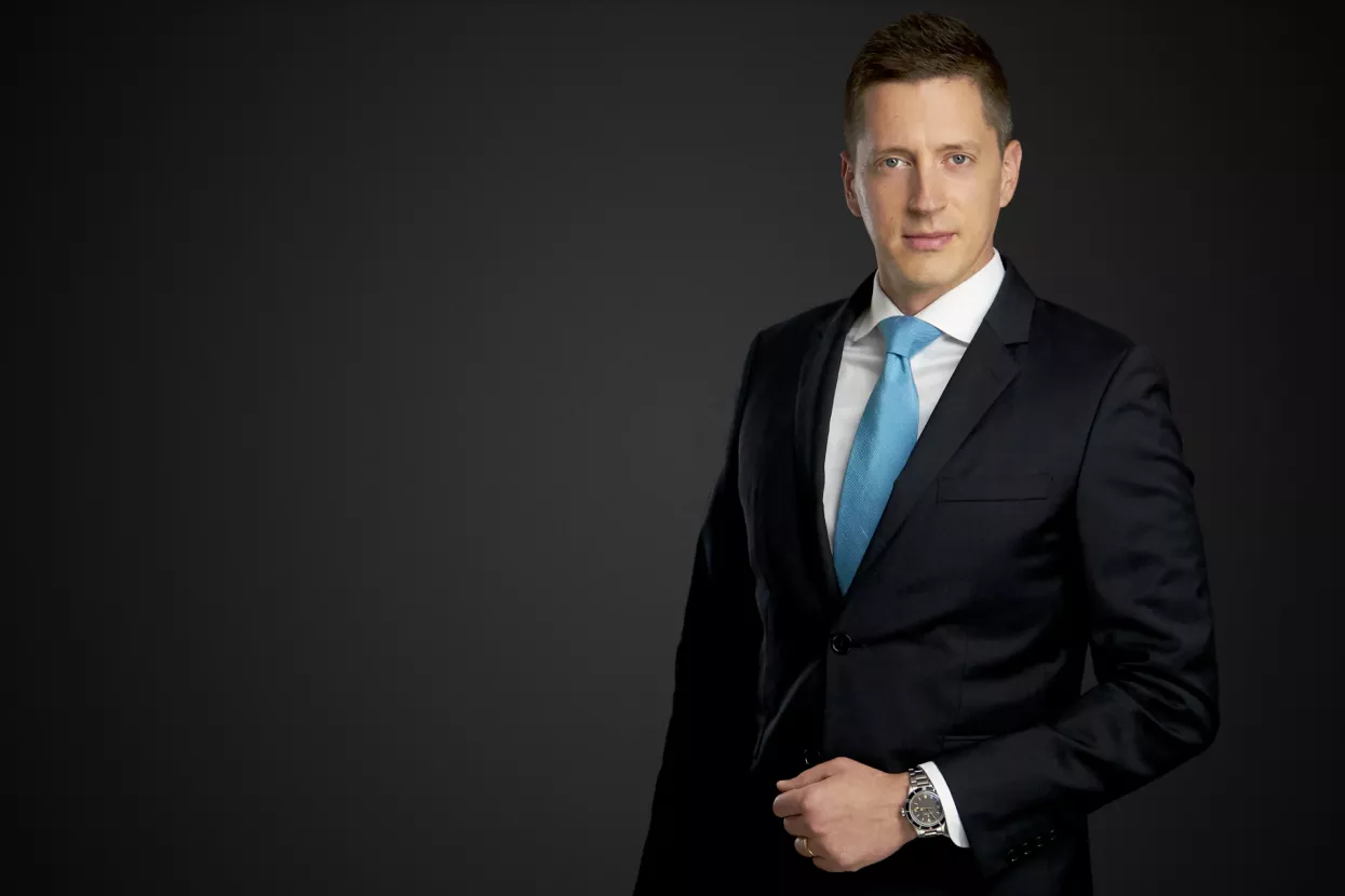 Marko Mintas, Henkel