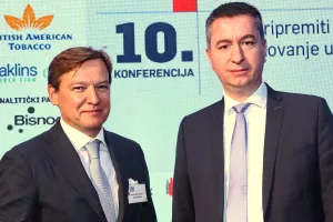 Dan velikih planova, Miodrag Borojević, Fabris Peru&scaron;ko