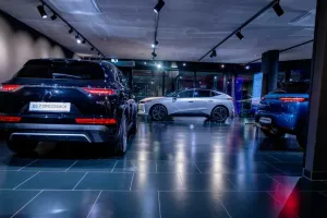 Od lansiranja brenda DS na hrvatsko trži&scaron;te u ponudi su DS 3 Crossback, DS 7 Crossback, DS 4, a početkom sljedeće godine DS 9. Na otvaranju DS Storea Zagreb 20. listopada premijerno je predstavljen novi DS7 koji početkom godine stižeo na hrvatsko trži&scaron;te