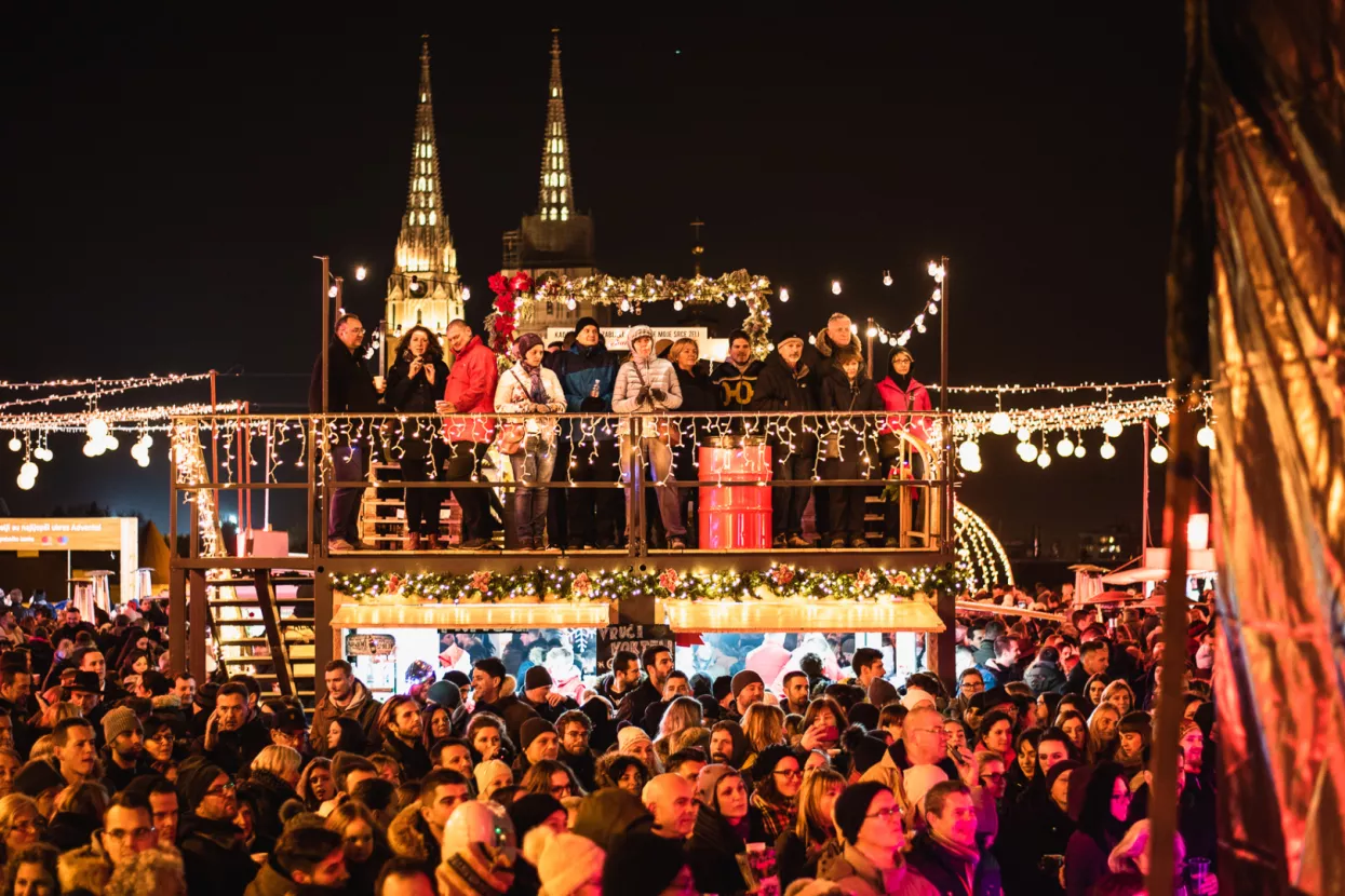 Ba&scaron; Na&scaron; Advent u Klovićevim dvorima