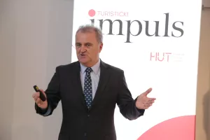 HUT - PRESS, Veljko Ostojić