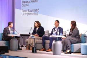 14. susret gradonačelnika i poduzetnika. Panel Digitalno i transparentno - U korist građana: Roko Kalafatić, Tatjana Novak, Hrvoje Sagrak, Petra &Scaron;krobot