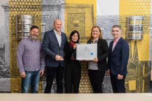 Tia partner