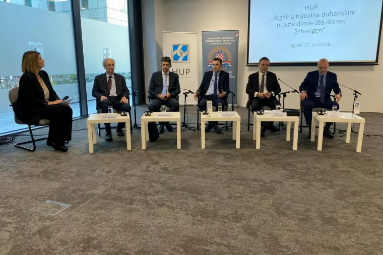 Antonija Mandić, Mario Marković, Robert Schoninger, Mario Demirović, Hrvoje Stojić i Bojan Vodopivec