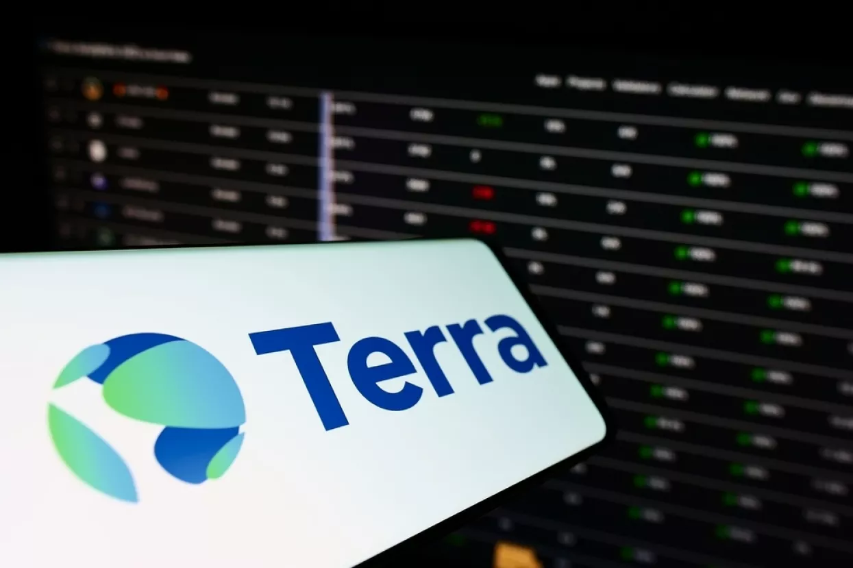 Stuttgart, Germany - 07-15-2022Mobile phone with logo of company Terraform Labs Pte. Ltd. (Terra Money) on screen in front of business website. Focus on center of phone display. Unmodified photo.