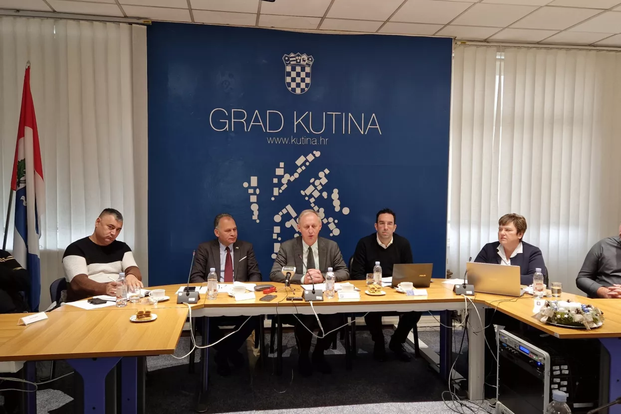 Grad Kutina promo