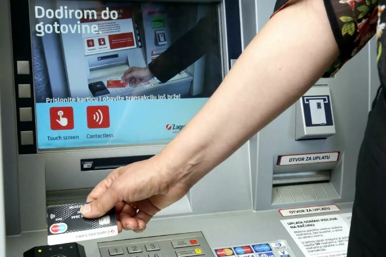 Bankomati, bankomat