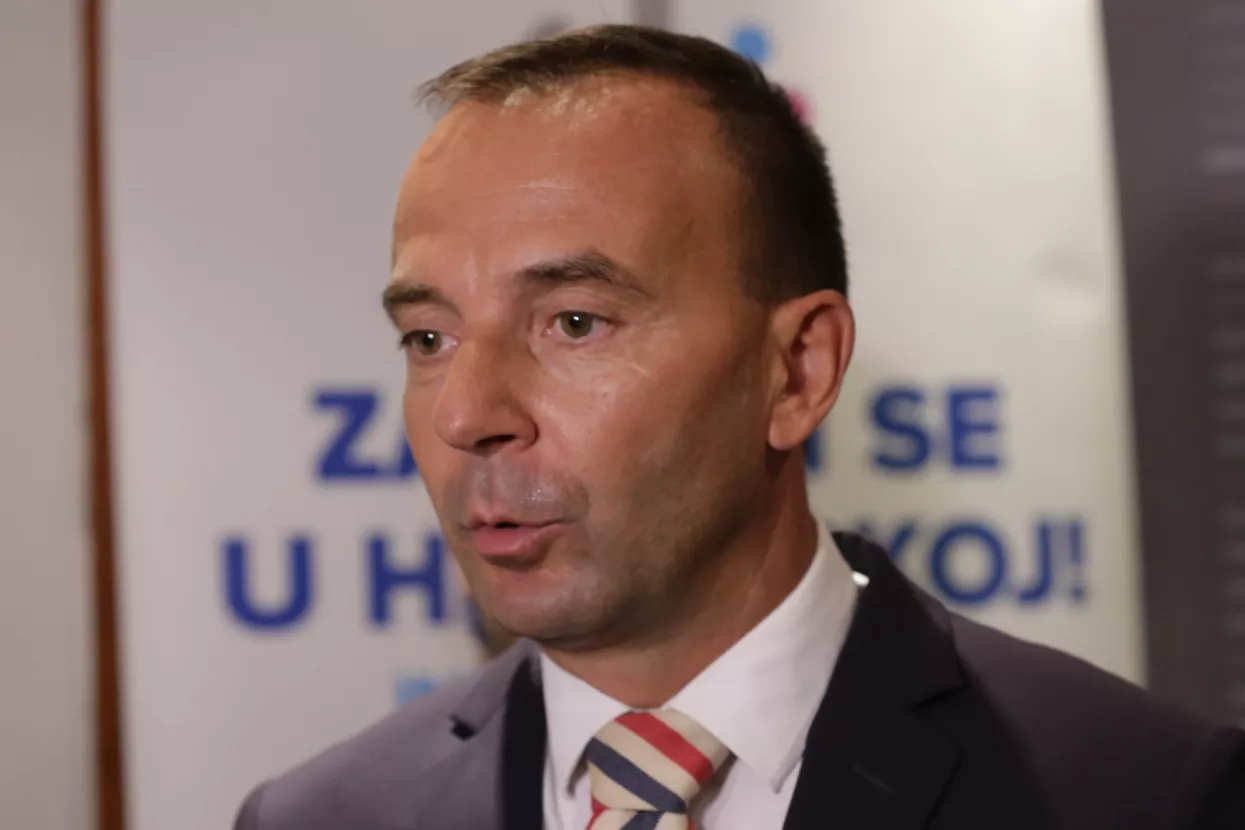 Predstavljanje mjera aktivne politike zapo&scaron;ljavanja Ministarstva rada i mirovinskog sustava<br>Ale&scaron; Ekar Chromos
