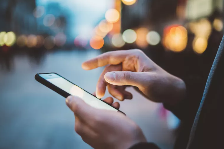 pametni telefoni, smartphone, moitel, aplikacija