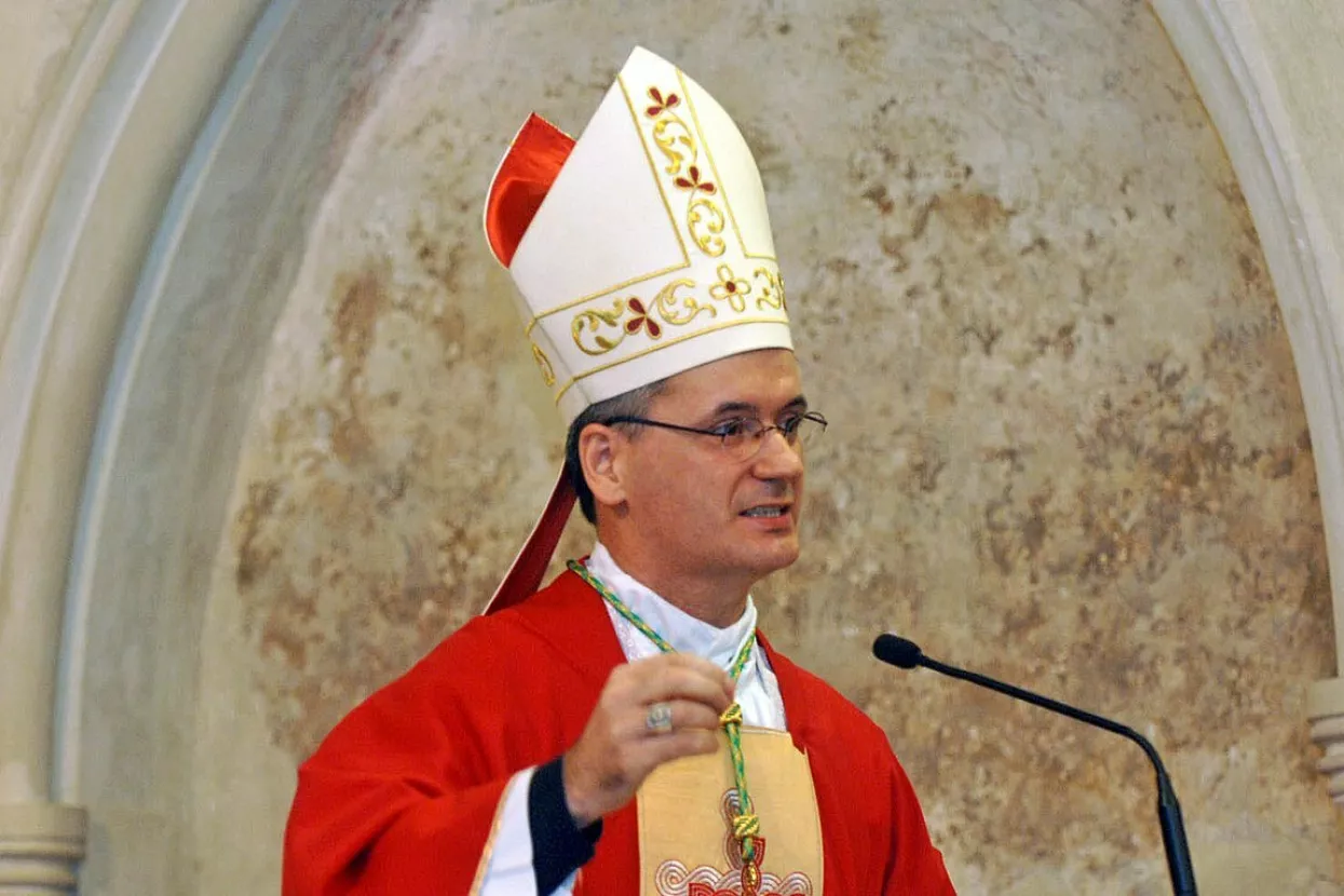 mons. Dražen Kutle&scaron;a 