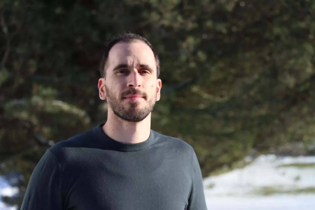 Toni Vitali, financijski bloger, &Scaron;krti otočanin