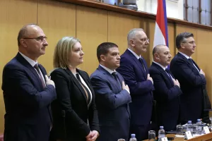 Vlada: Gordan Grlić Radman, Anja &Scaron;impraga, Oleg Butković, Davor Božinović, Tomo Medved i Andrej Plenković