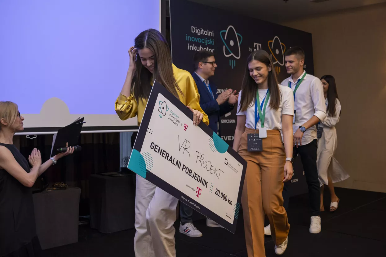 digitalni inovaciijski inkubator