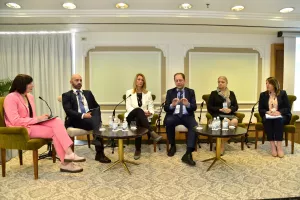 Regionalni financijski forum 2023. Gordana Gelenčer, Marko Badurina, Tamara Perko, Christoph Schoefboeck, Stanislava Zadravec Caprirolo, Ana Zorić