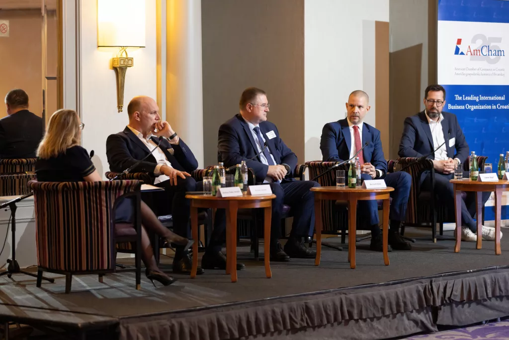 Andrea Doko Jelu&scaron;ić, Adrian Ježina, Bernard Gr&scaron;ić, Vedran Bajer, Emil Sapunar